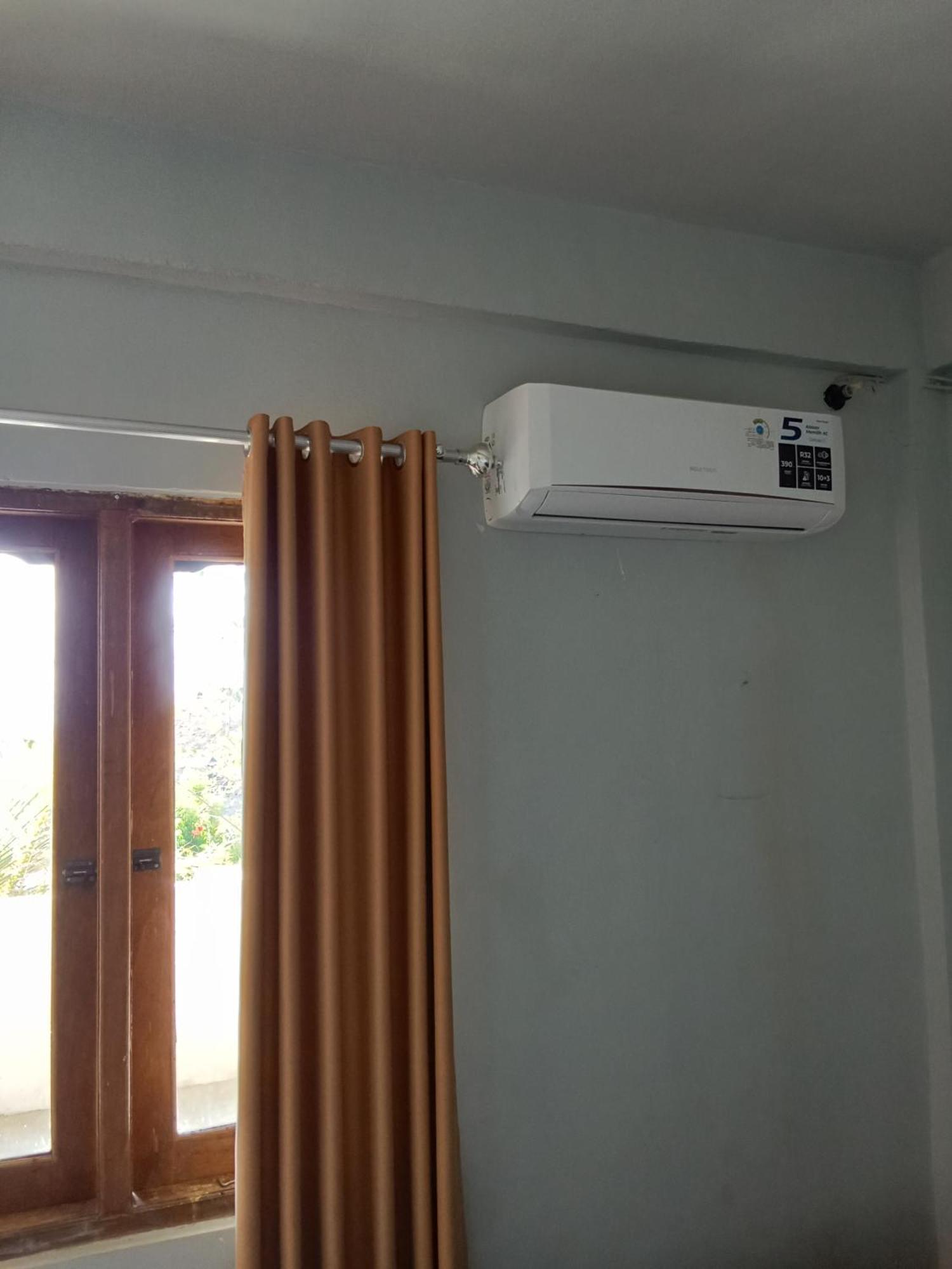 Feby'S Homestay Ekas Bilik gambar