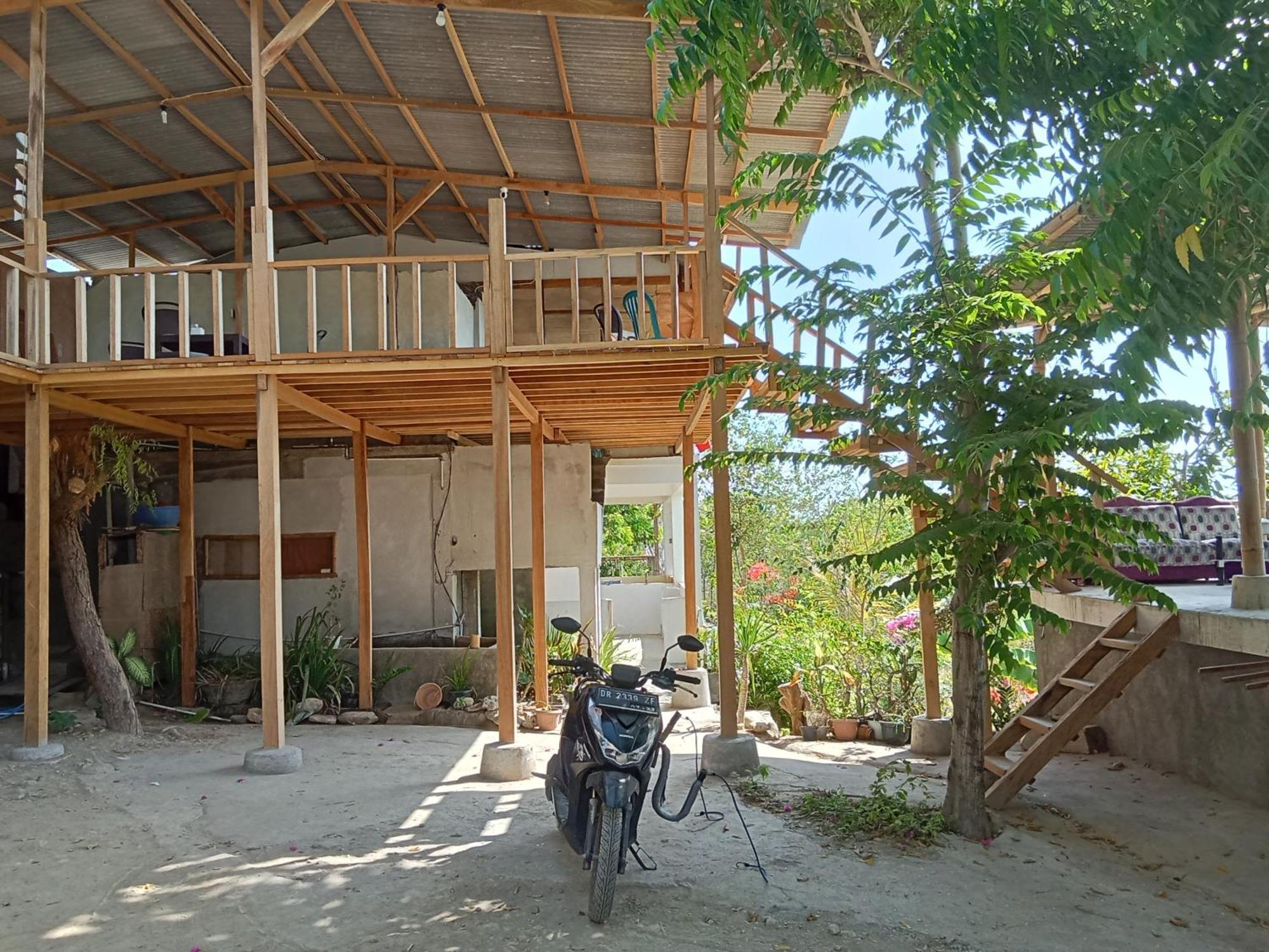 Feby'S Homestay Ekas Luaran gambar